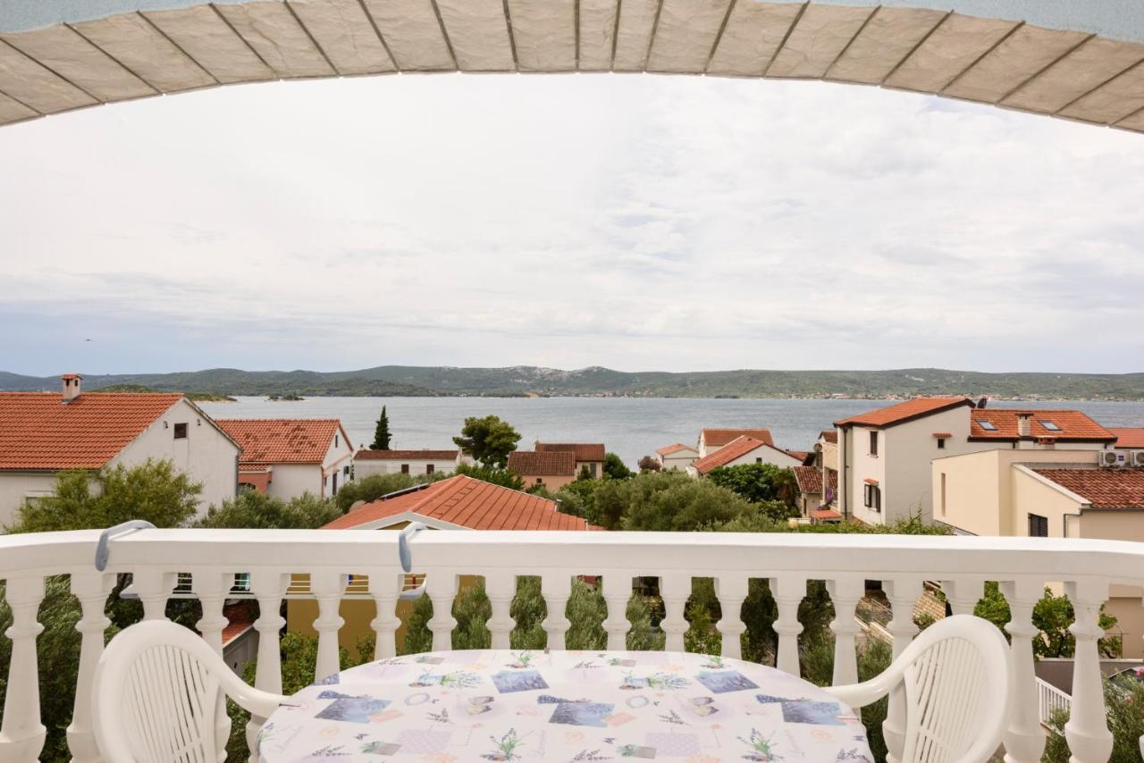 Apartments Golubic Sveti Petar  Buitenkant foto