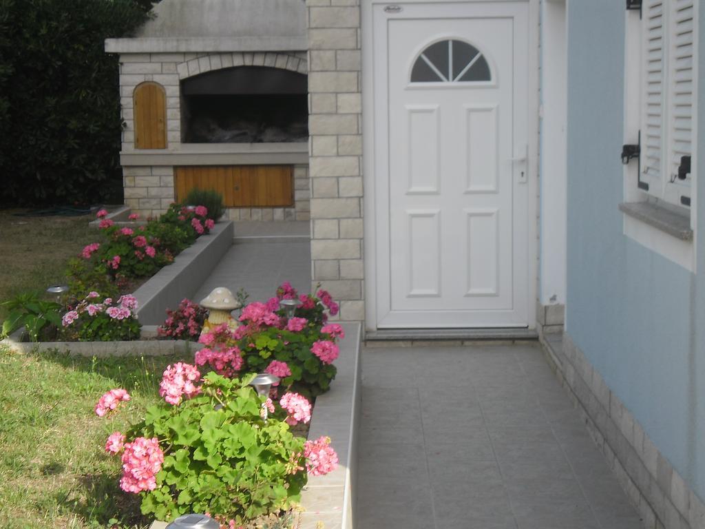 Apartments Golubic Sveti Petar  Buitenkant foto